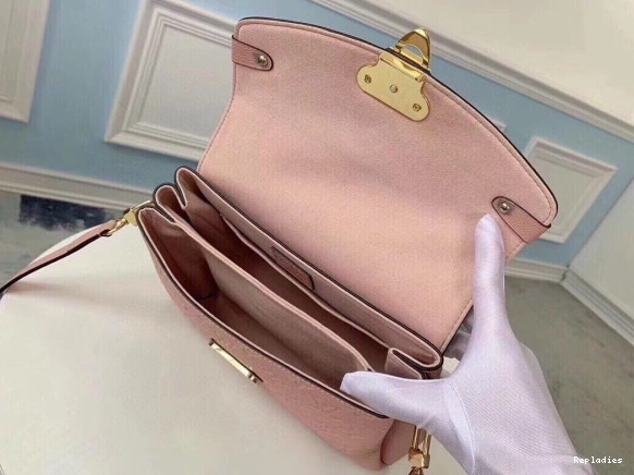 Repzbay VUITTON LOUIS GEORGES BB 0808